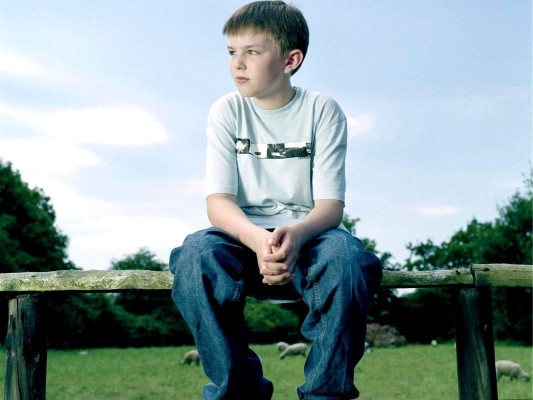 Nicholas Hoult pic #742343