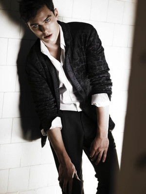 Nicholas Hoult pic #735786