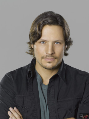 Nick Wechsler - Revenge (2011) Season 1 Promoshoot
