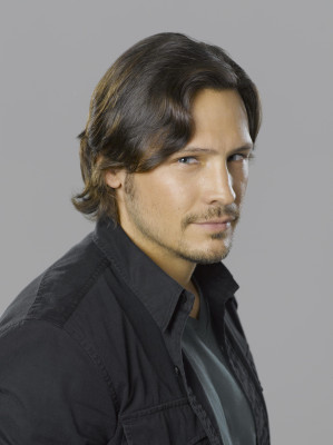 Nick Wechsler - Revenge (2011) Season 1 Promoshoot