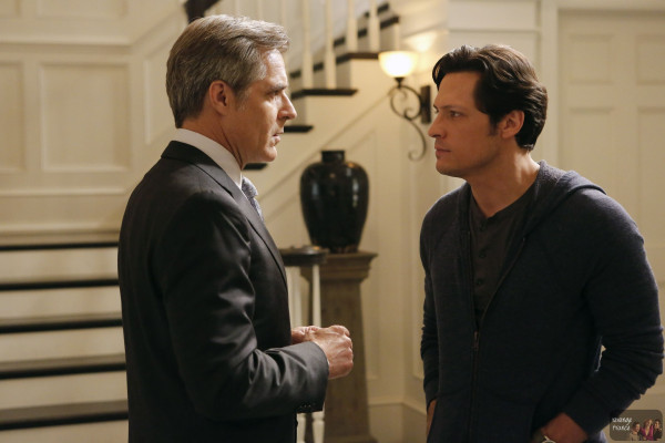 Nick Wechsler - Revenge (2013) 2x13 &#039;Union&#039;