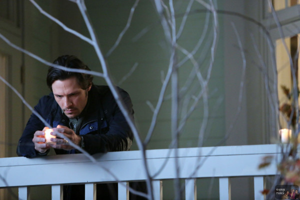 Nick Wechsler - Revenge (2013) 2x20 &#039;Engagement&#039;