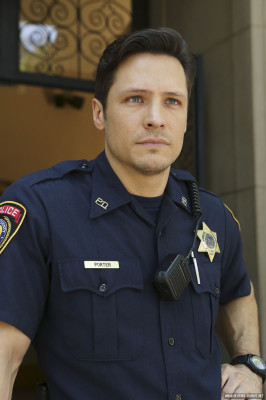 Nick Wechsler - Revenge (2014) 4x04 &#039;Meteor&#039;