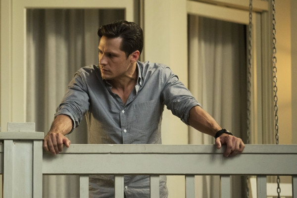 Nick Wechsler - Revenge (2014) 4x05 &#039;Repercussions&#039;