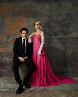 Nicola Peltz - Met Gala in New York - Portraits 09/13/2021