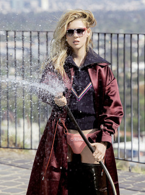 photo 7 in Nicola Peltz gallery [id849369] 2015-12-01 00:00:00