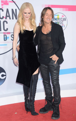 Nicole Kidman – American Music Awards 2017 in Los Angeles