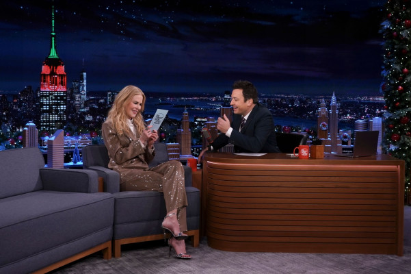 Nicole Kidman - The Tonight Show with Jimmy Fallon 12/08/2021