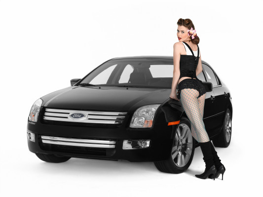 Nicole Linkletter pic #610299
