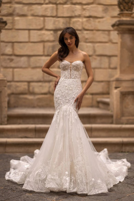 Nicole Meyer for POLLARDI FASHION GROUP