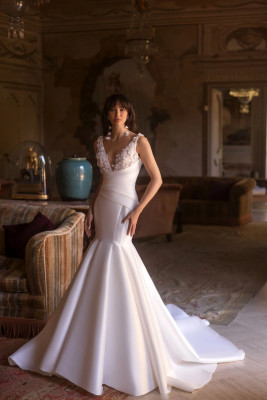 Nicole Meyer for POLLARDI FASHION GROUP