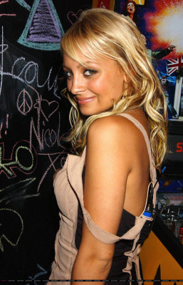 photo 4 in Nicole gallery [id138348] 2009-03-04 00:00:00