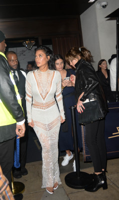 Nicole Scherzinger - London Fashion Week 09/15/2018