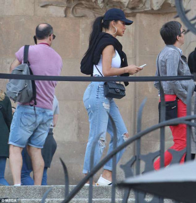 photo 18 in Scherzinger gallery [id1065199] 2018-04-27 00:00:00
