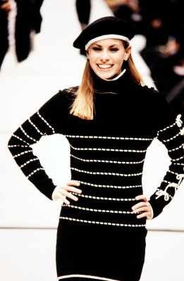 Niki Taylor ~ Fendi FW 1992