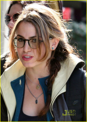 Nikki Reed pic #151397