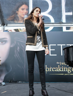 Nikki Reed pic #648267