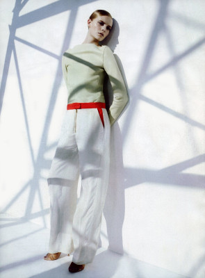 photo 4 in Nimue Smit gallery [id360934] 2011-02-18 00:00:00