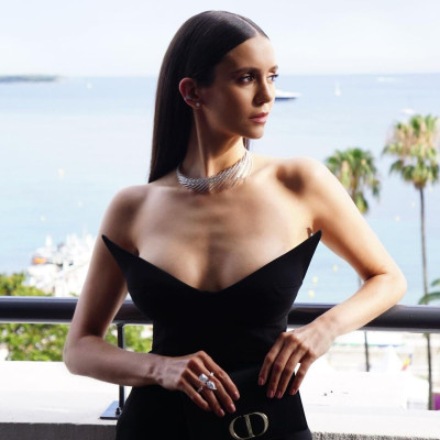 Nina Dobrev