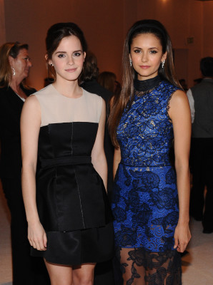 Nina Dobrev pic #572543