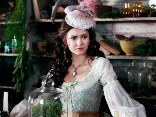 photo 14 in Nina Dobrev gallery [id412175] 2011-08-05 00:00:00