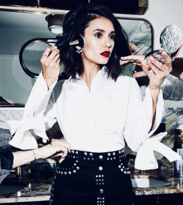 Nina Dobrev