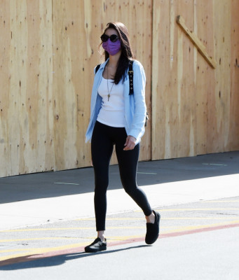 Nina Dobrev pic #1263654