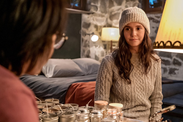 Nina Dobrev