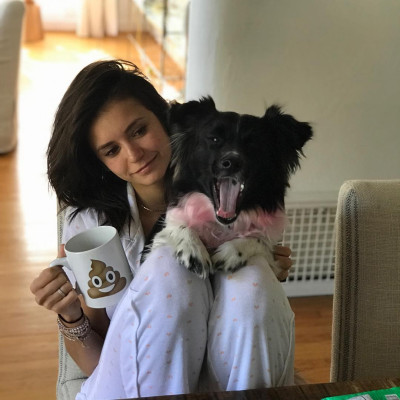 Nina Dobrev