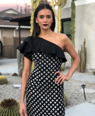 Nina Dobrev