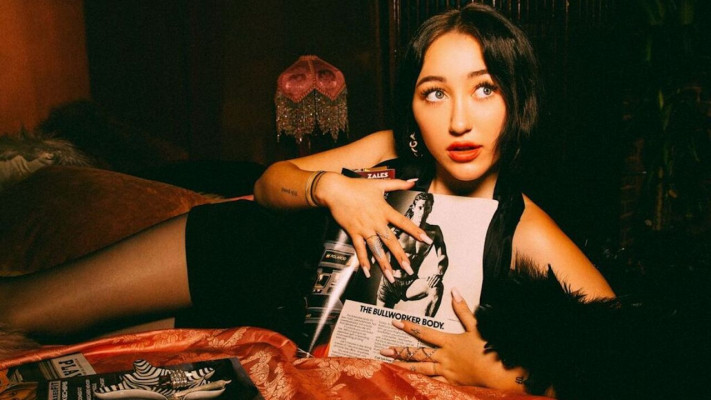 Noah Cyrus – Photoshoot for Galore Magazine October 2018