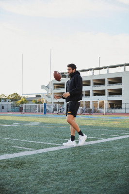 Noah Mills - Athletic Line 