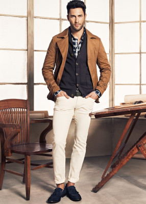 photo 24 in Noah Mills gallery [id554216] 2012-09-02 00:00:00