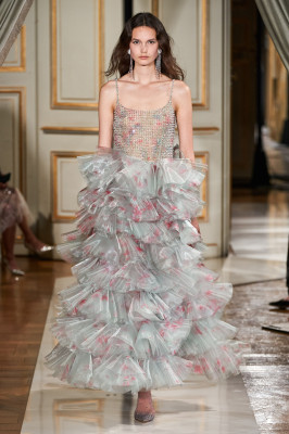 Noortje Haak - Giorgio Armani Haute Couture Fall/Winter 2022 Show in Milan