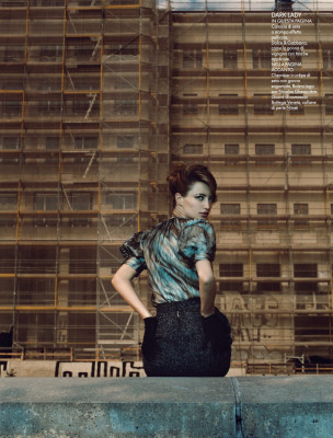 Noot (Renata) Seear ~ Elle Italia September 2008 by Luis Sanchis