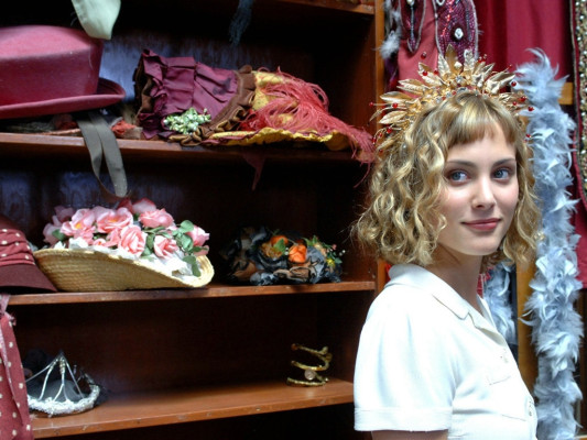 Nora Arnezeder pic #717699