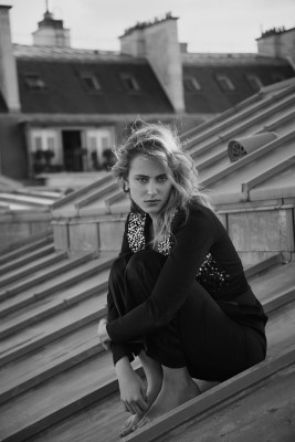 Nora Arnezeder pic #705593