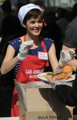 Nora Zehetner pic #714647