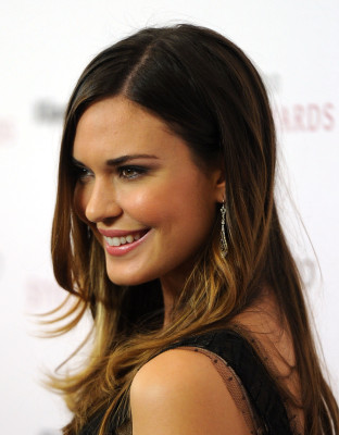 Odette Annable pic #326503