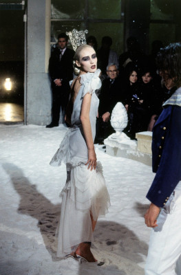 Olga Pantyushenkova ~ John Galliano RTW FW 1995