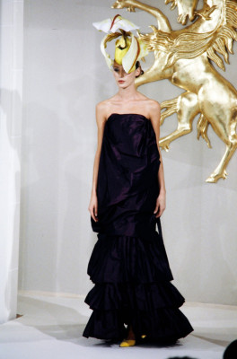 Olga Pantyushenkova for Philip Treacy Spring 2000 Couture
