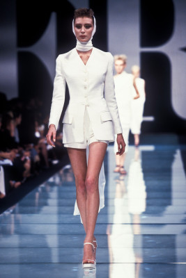 Olga Pantyushenkova for Gianfranco Ferre Milan SS 1997