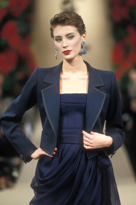 Olga Pantyushenkova for Yves Saint Laurent Paris couture spring 1998