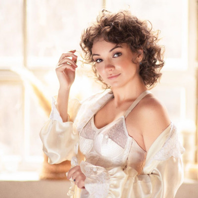 Olga Pavlovets pic #1190254