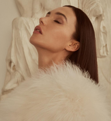 Ольга Серябкина - Glamour Russia 2018