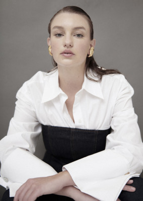 Olivia Brower by Stella Morais
