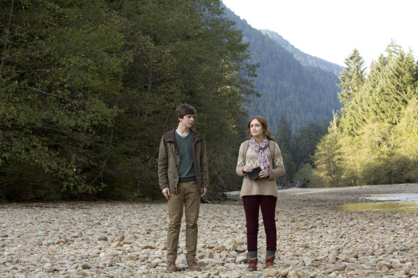 Olivia Cooke - Bates Motel (2013) 1x02 &#039;Nice Town You Picked, Norma...&#039;