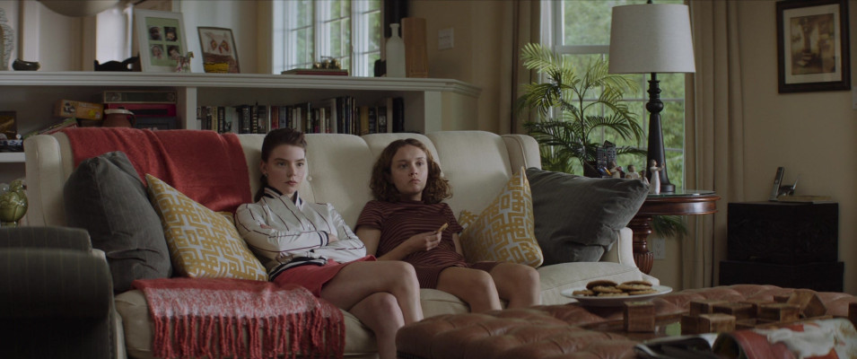 Olivia Cooke - Thoroughbreds (2017)