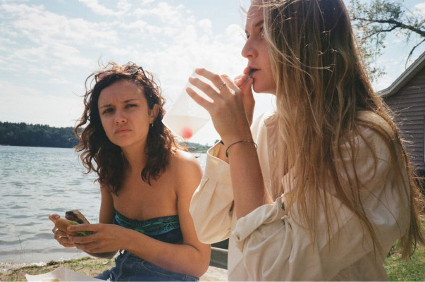 Olivia Cooke - Follow the Roses (2018)