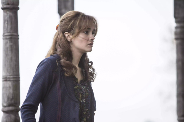 Olivia Cooke - Bates Motel (2014) 2x09 &#039;The Box&#039;